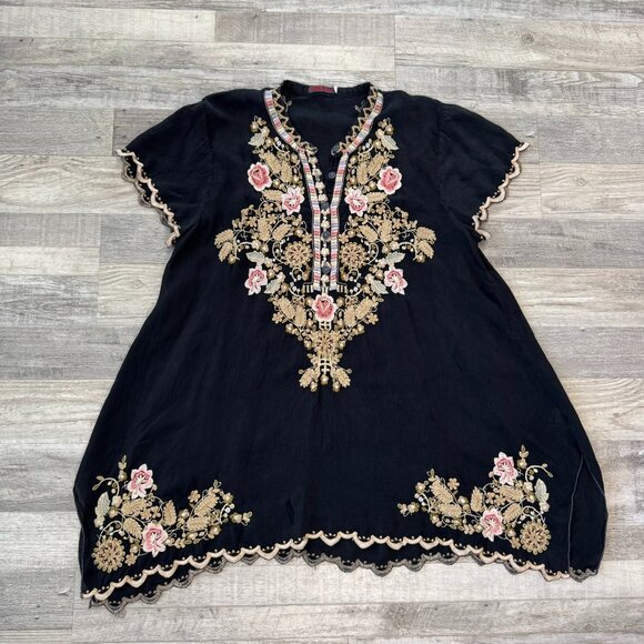Johnny Was Tops - Johnny Was black heavily embroidered floral tunic short sleeve FLAWED large I46